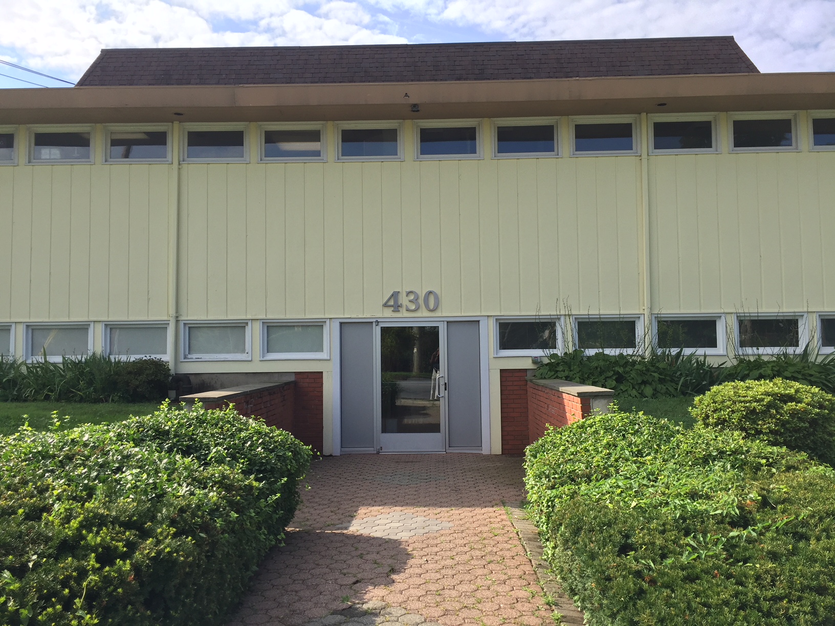 For Lease - Professional Offices - Cor Location